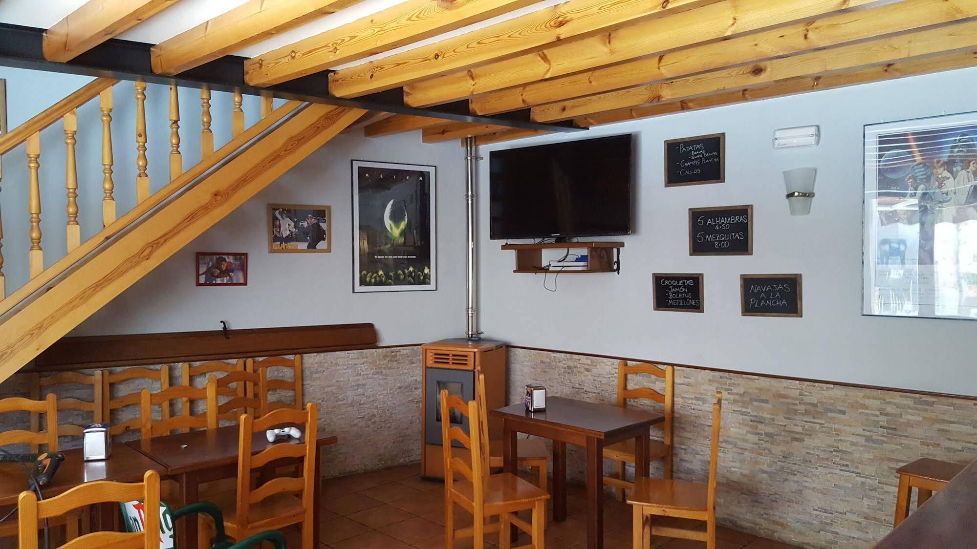 Hotel Rural Fuente Del Val Prádanos de Ojeda Εξωτερικό φωτογραφία